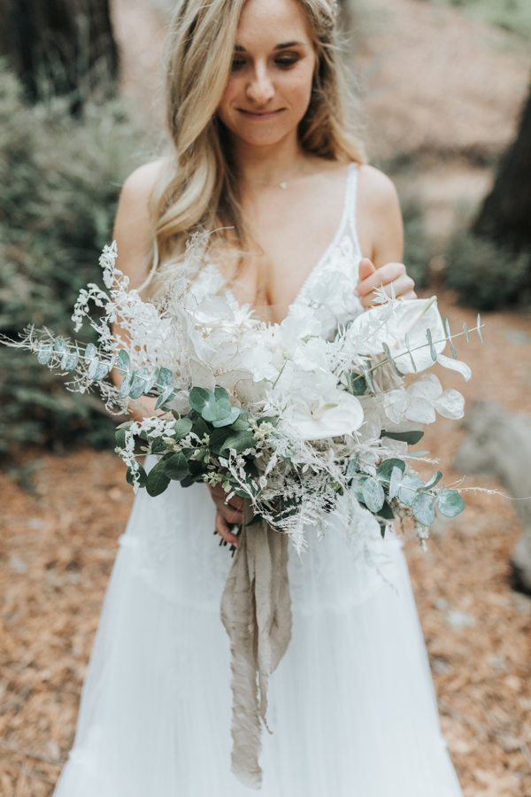 Romantic Big Sur Wedding at Ventana Inn - Aurelia Flora Big Sur Florist